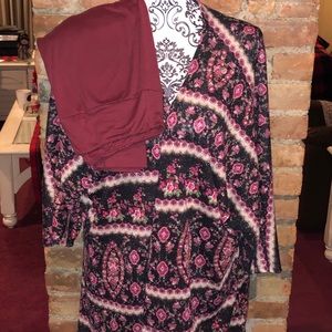 LulaRoe Shirley size Large with TC Leggings